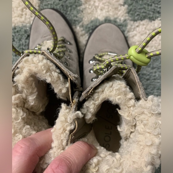 Sole Society Eavan Lace Up Boots Winter Boots Sherpa Gray Green Beige Size 6 M - Picture 11 of 16